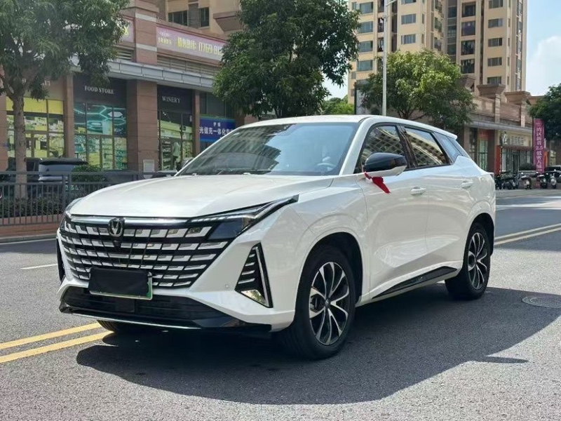 东莞25年长安汽车UNI3