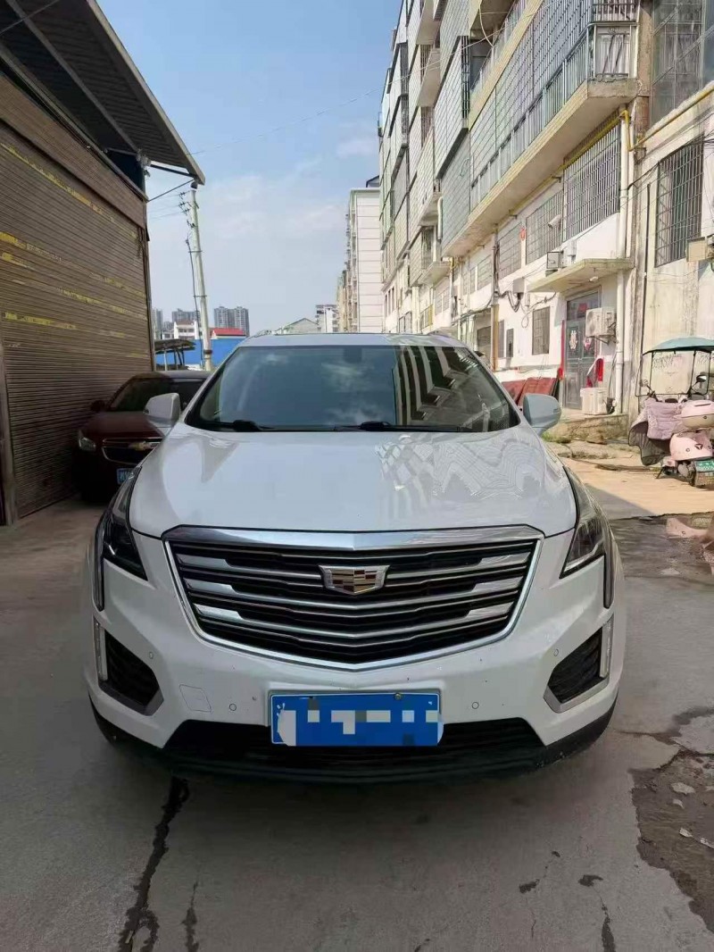 常德17年凯迪拉克XT51