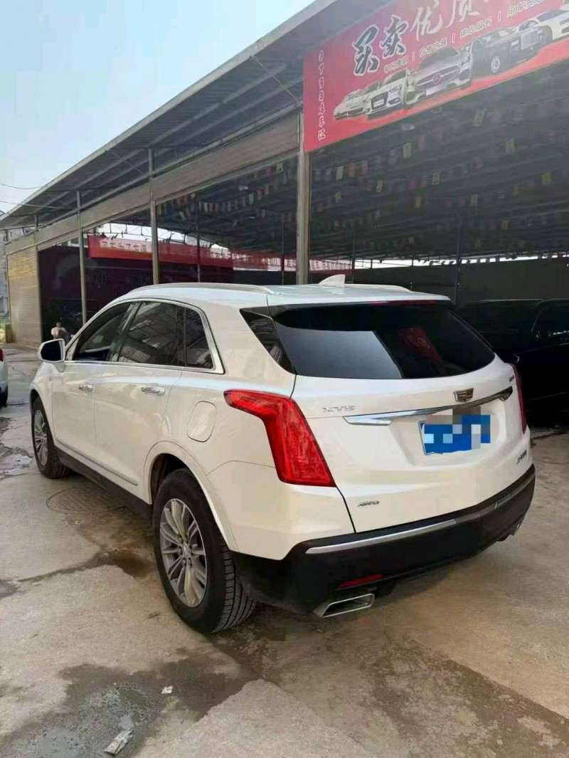 常德17年凯迪拉克XT58