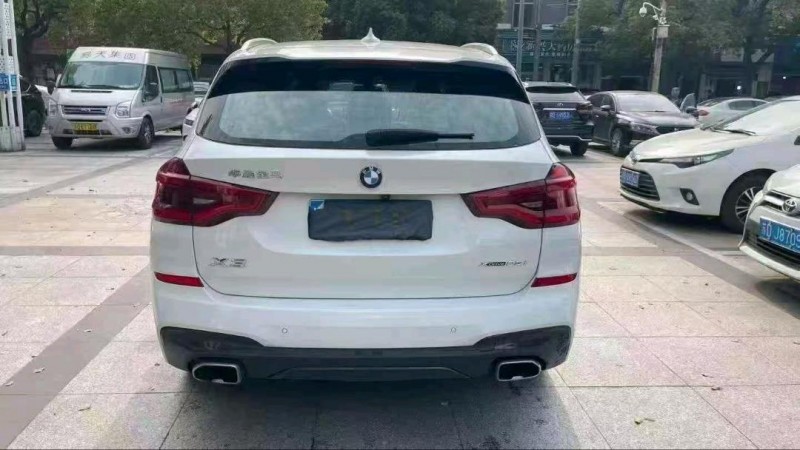 常州21年宝马X37