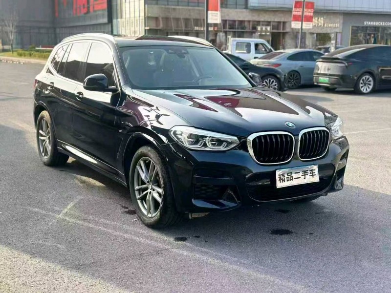 金华21年宝马X31