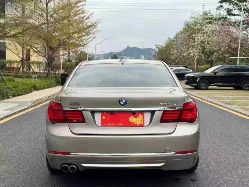 广州14年宝马7系4