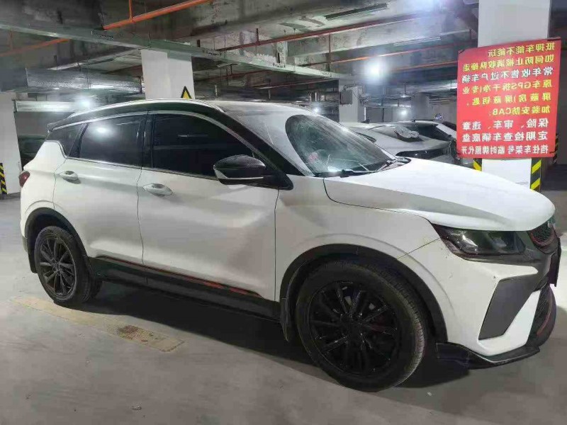 丽江22年吉利缤越2