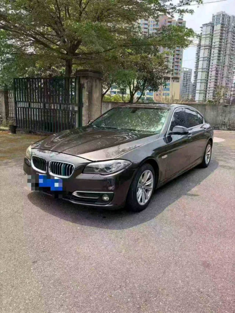 防城港15年宝马5系2