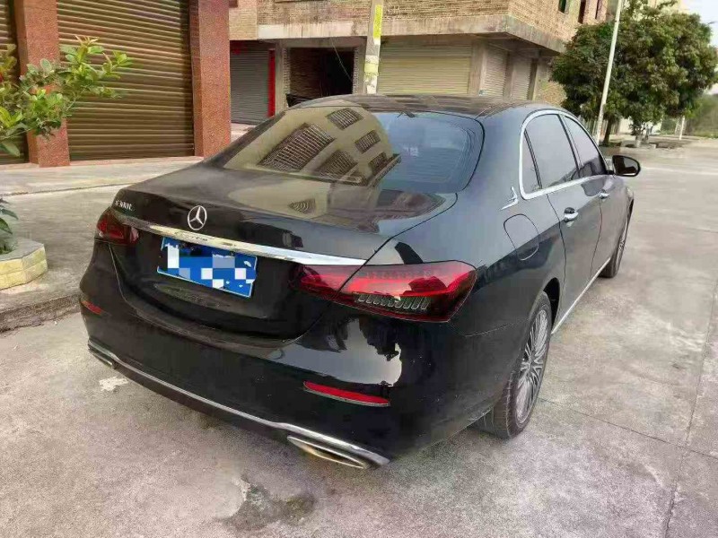 北海21年奔驰E6