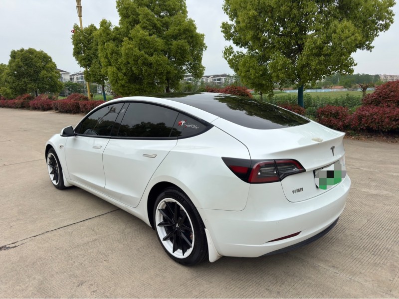 盐城23年特斯拉MODEL 35