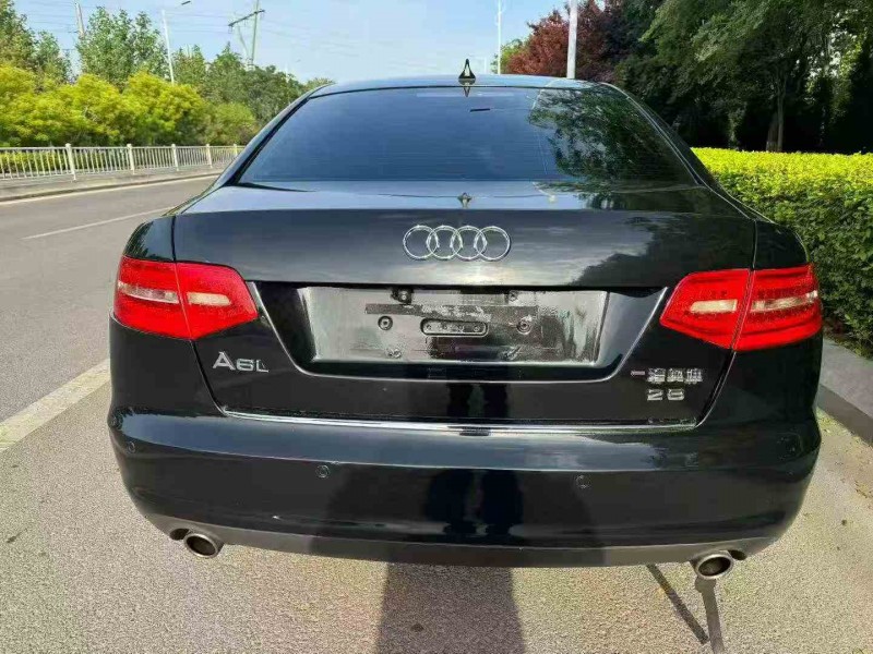 东营11年奥迪A6L8