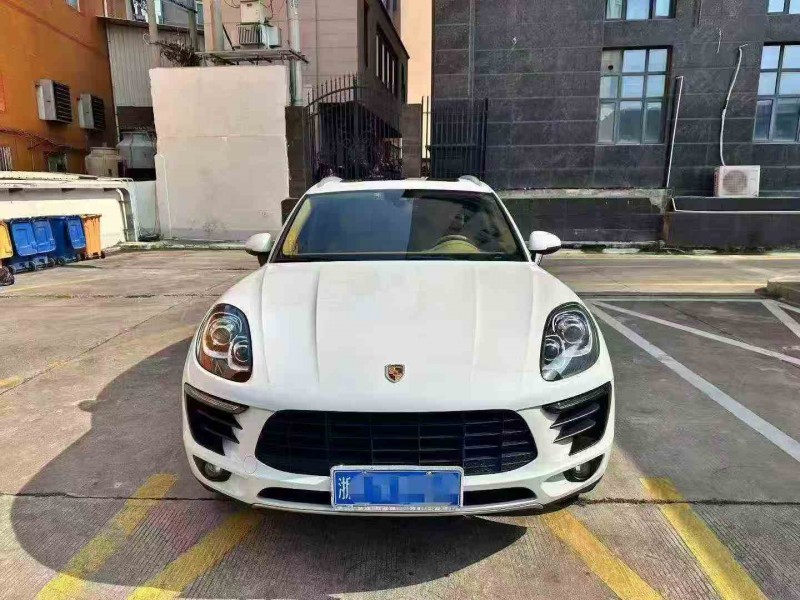 南平17年保时捷Macan1