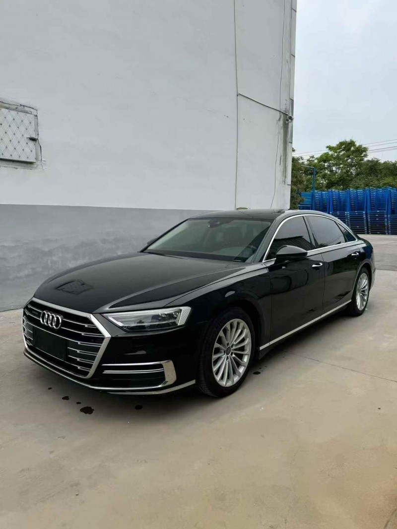烟台20年奥迪A8L2