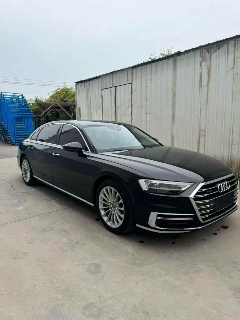 烟台20年奥迪A8L3