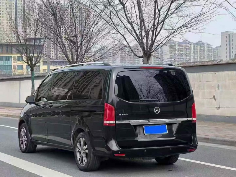 平顶山18年奔驰V8