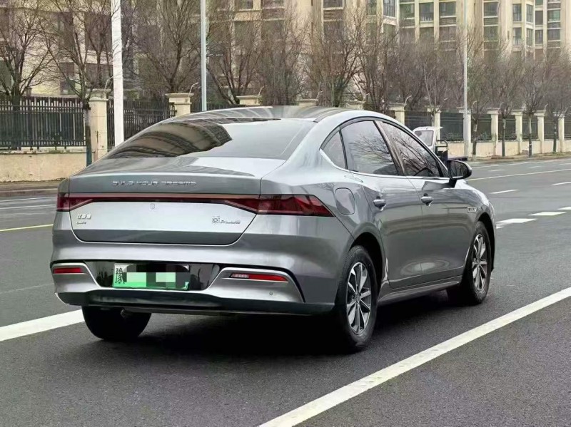 安阳25年比亚迪秦8