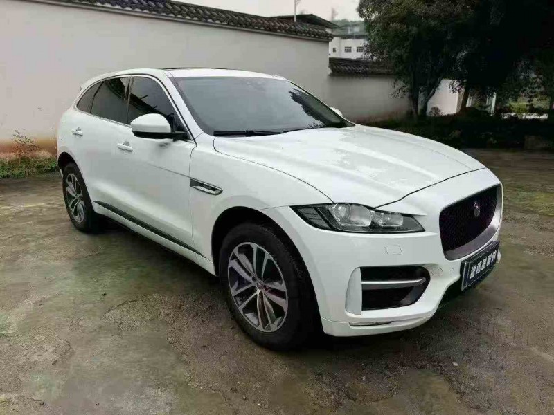 重庆17年捷豹F-PACE2