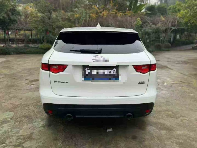 重庆17年捷豹F-PACE8