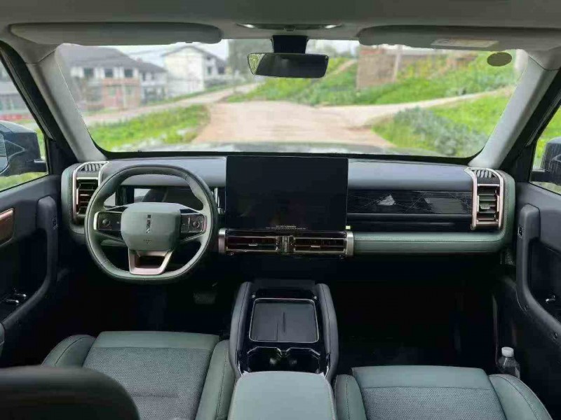 重庆25年奇瑞ICAR4