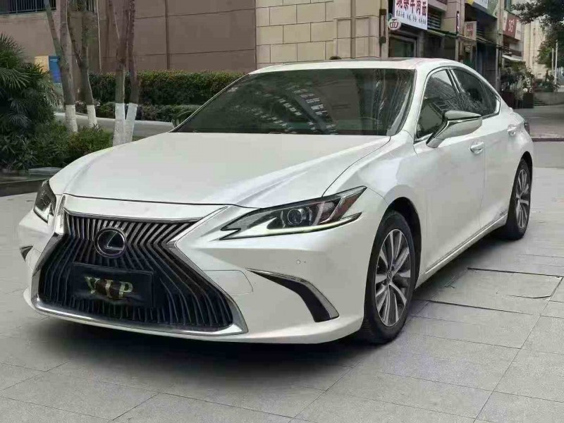 重庆19年雷克萨斯ES2