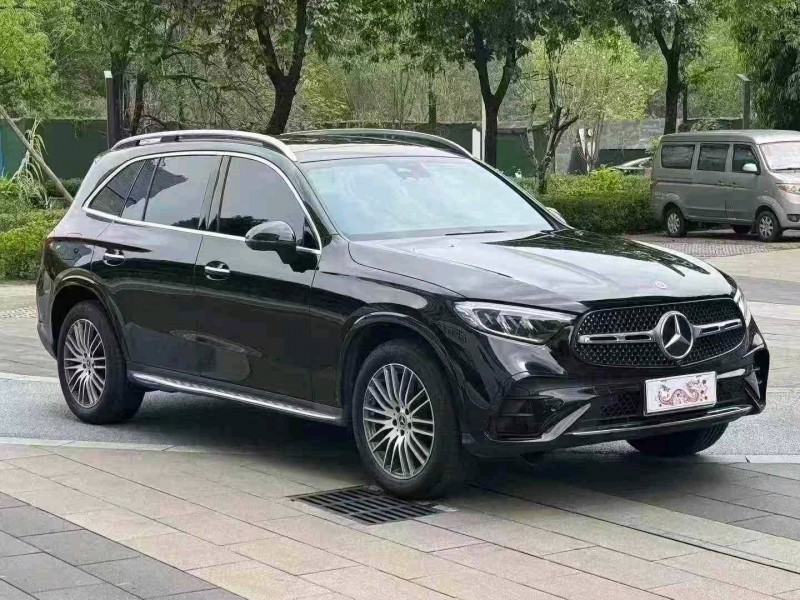 广州25年奔驰GLC2