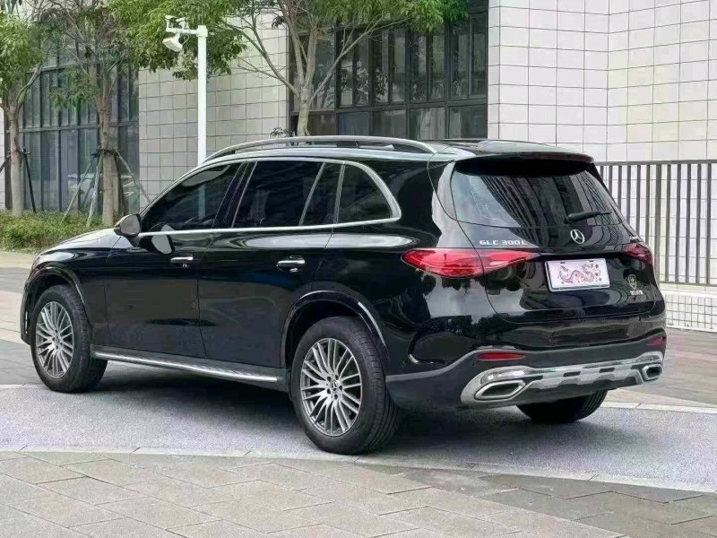 广州25年奔驰GLC7