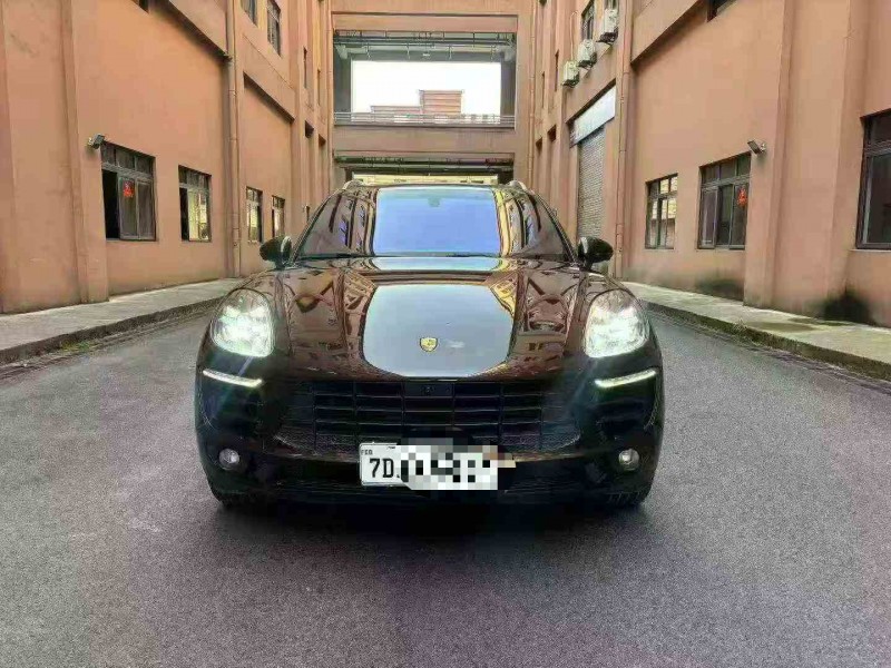 重庆16年保时捷Macan1