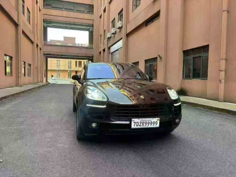 重庆16年保时捷Macan2