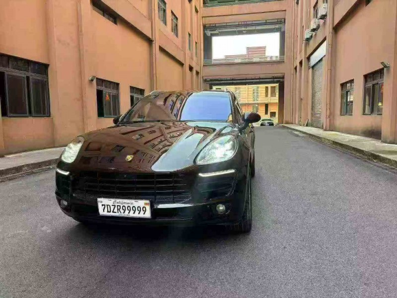 重庆16年保时捷Macan3