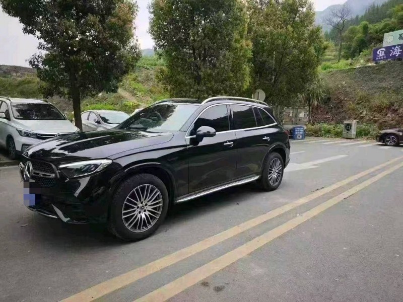 重庆25年奔驰GLC2