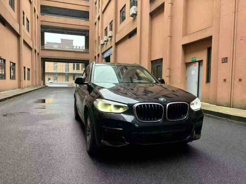 重庆20年宝马X32