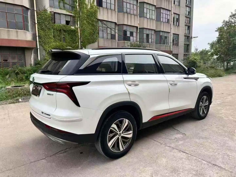 济南22年长安汽车CS758