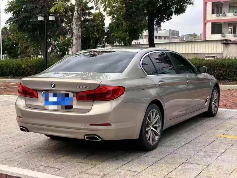 湛江18年宝马5系8