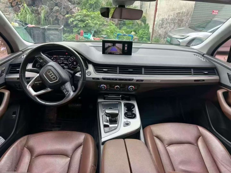 广州18年奥迪Q75