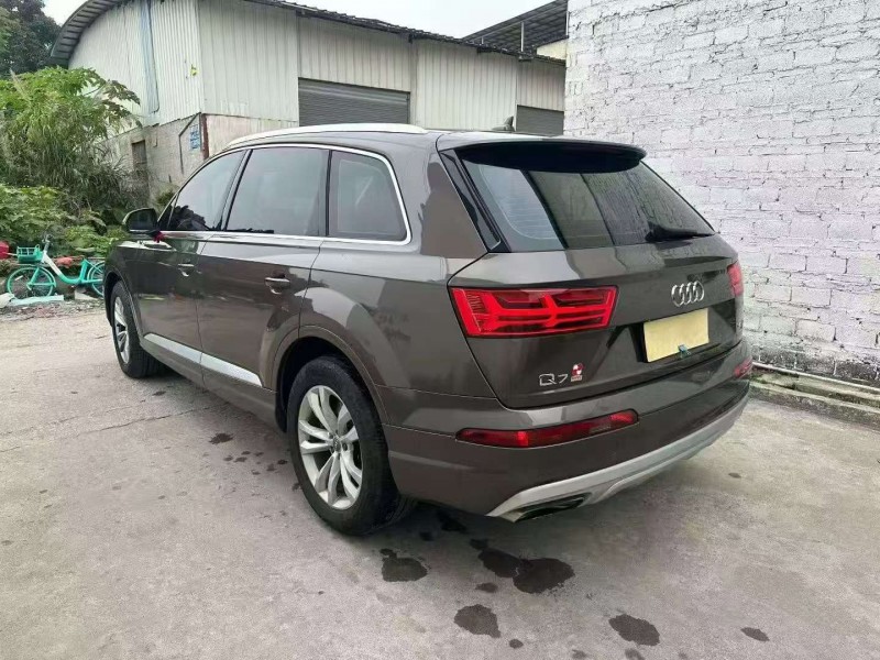 广州18年奥迪Q77