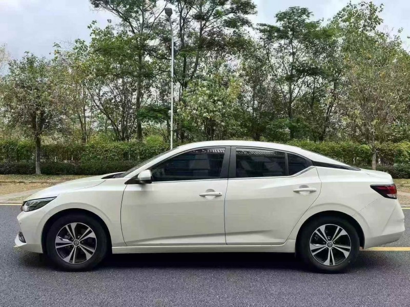广州22年日产轩逸3