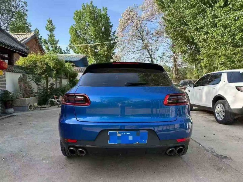 潍坊17年保时捷Macan9