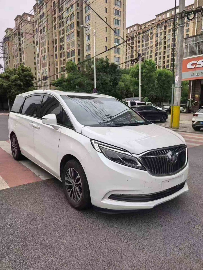 安庆18年别克GL83