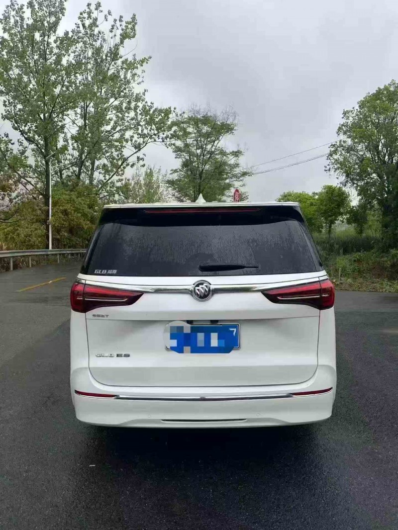 苏州21年别克GL87