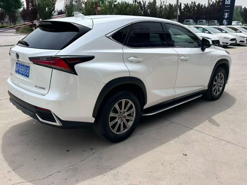 济宁19年雷克萨斯NX3