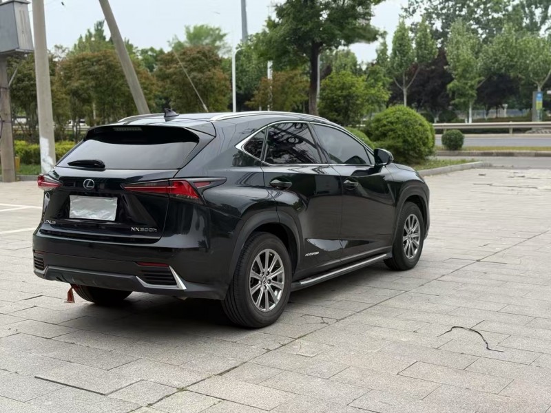 徐州19年雷克萨斯NX8