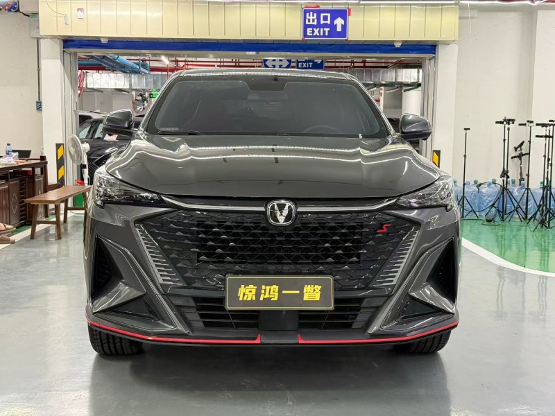 深圳25年长安汽车欧尚1