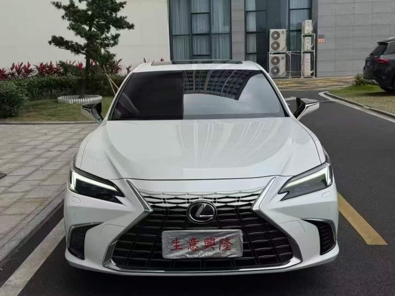 广州25年雷克萨斯ES1