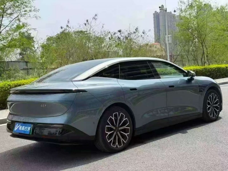 广州24年极氪汽车0075