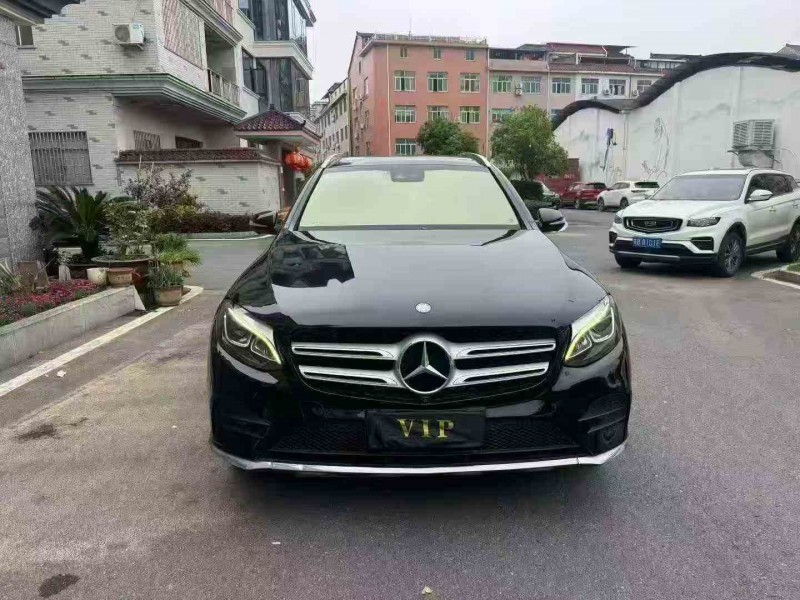 金华17年奔驰GLC1