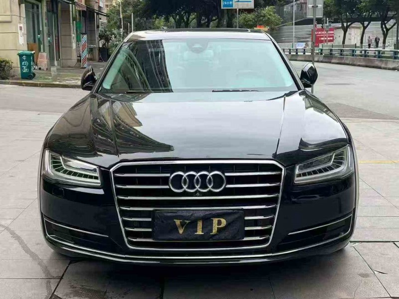 重庆17年奥迪A8L1