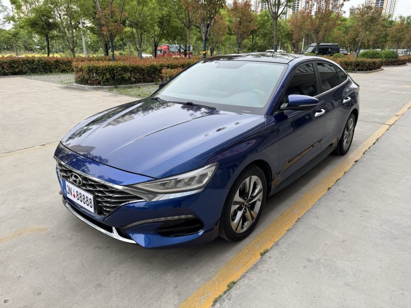 济宁19年现代菲斯塔3