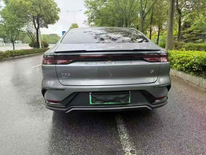 张家界24年比亚迪汉7