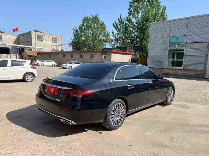 东营23年奔驰E8