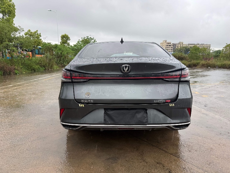 长沙23年长安汽车锐程8