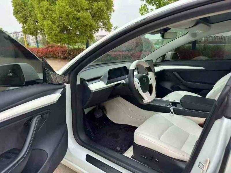 淮安23年特斯拉MODEL 34