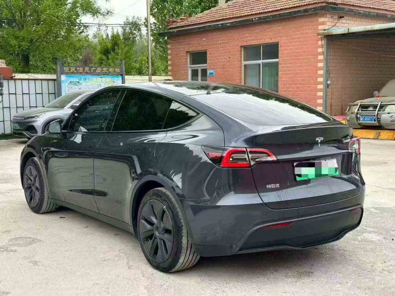 枣庄24年特斯拉MODEL Y8