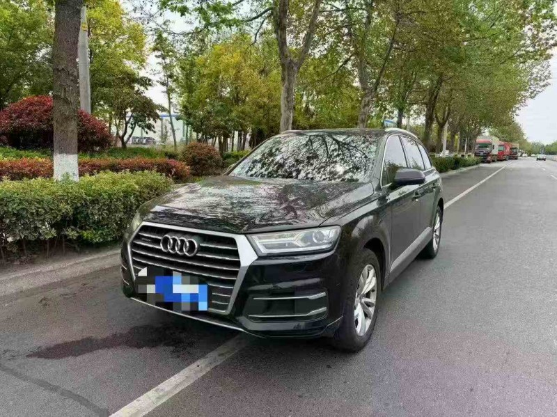 青岛17年奥迪Q72