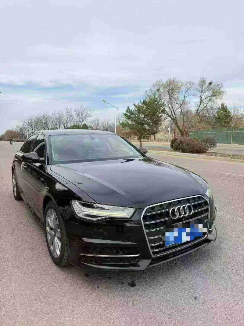 呼伦贝尔18年奥迪A6L2